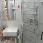 Titi 3* La Spezia