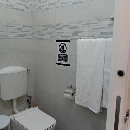 Casa de hóspedes Titi 3*